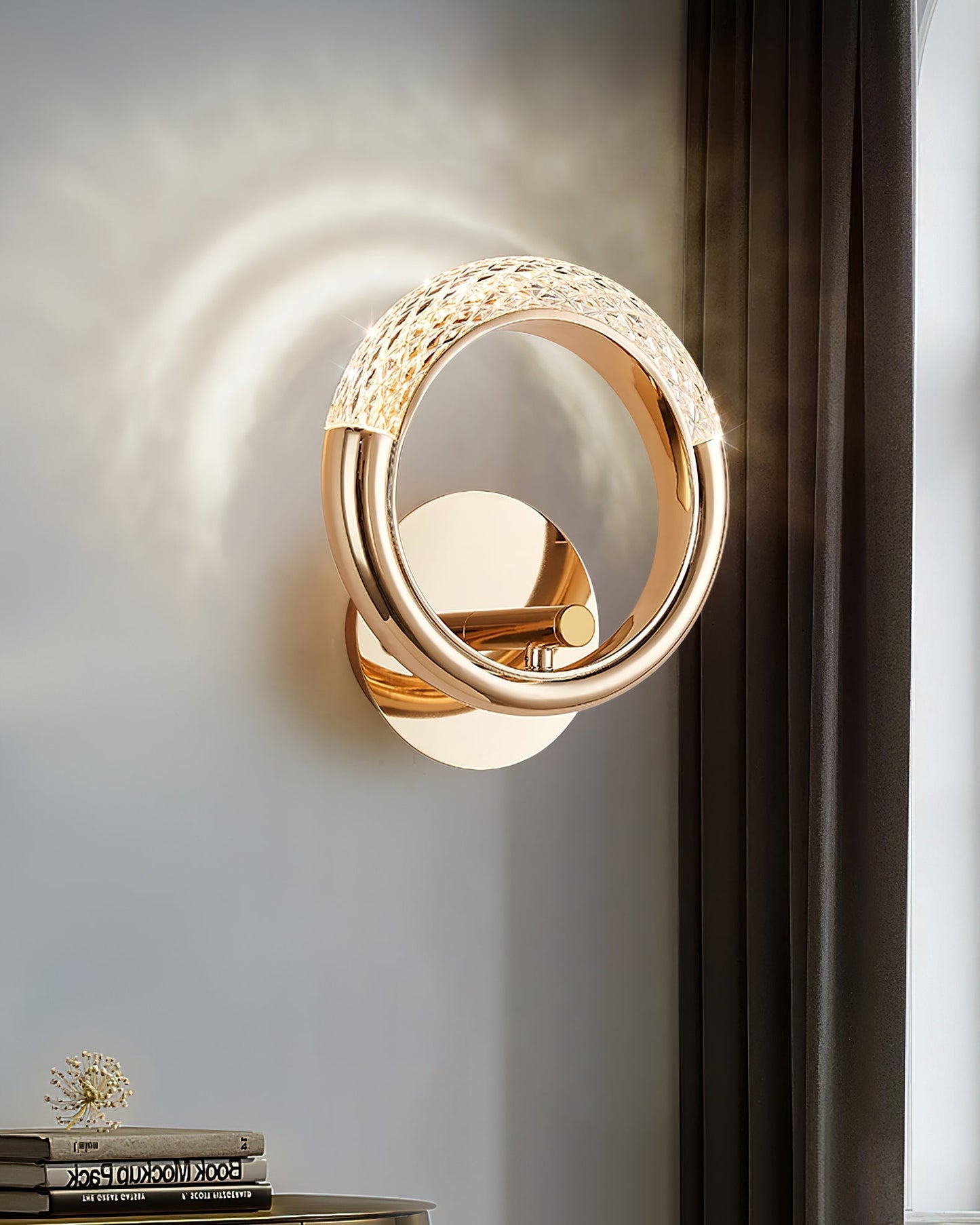 Adaptable Angle Rotatable Wall Lamp - Luxurious Metallic Design