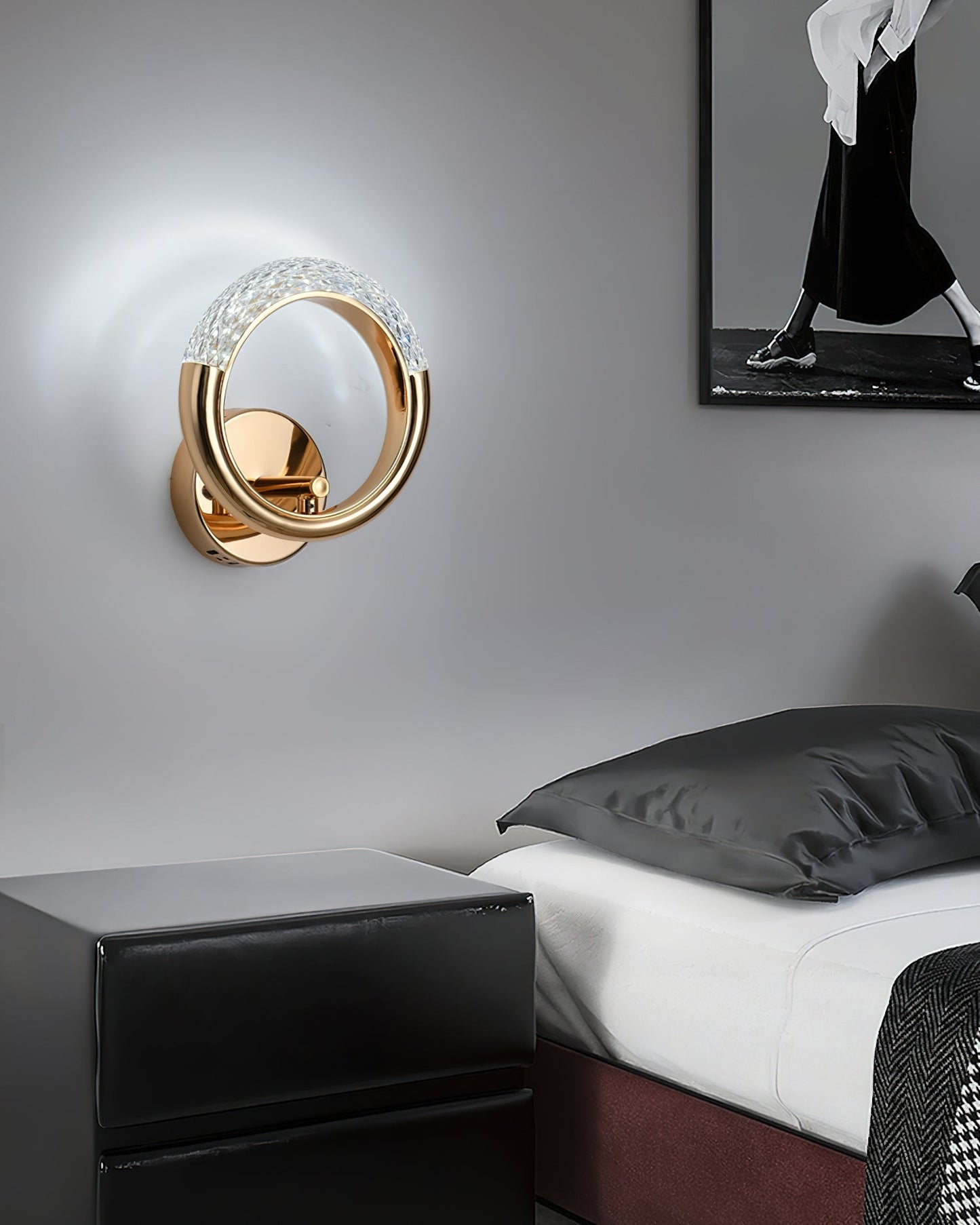 Adaptable Angle Rotatable Wall Lamp - Luxurious Metallic Design