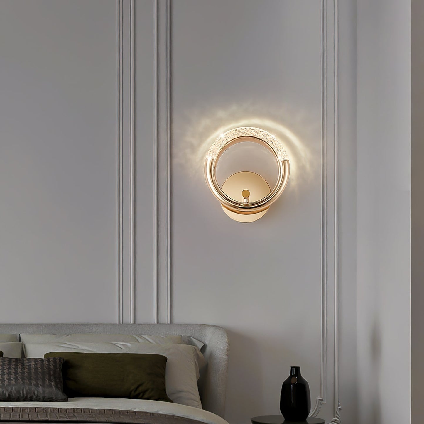 Adaptable Angle Rotatable Wall Lamp - Luxurious Metallic Design