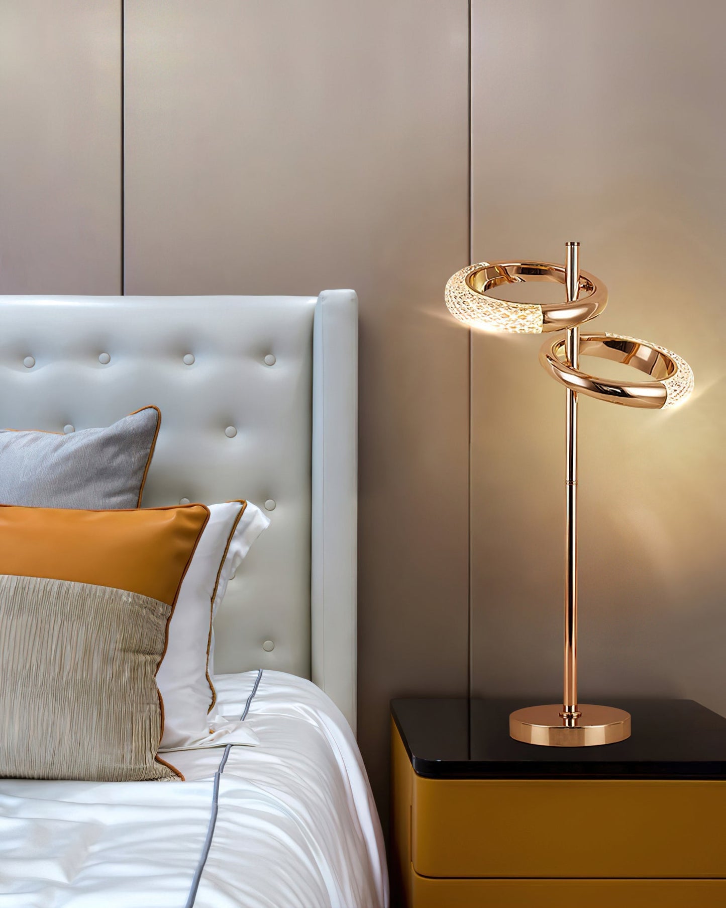 Adjustable Nordic Style Wall Lamp with Rotatable Design