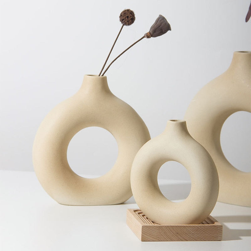 Ceramic Donut Shape Vase for Modern Home Decor
