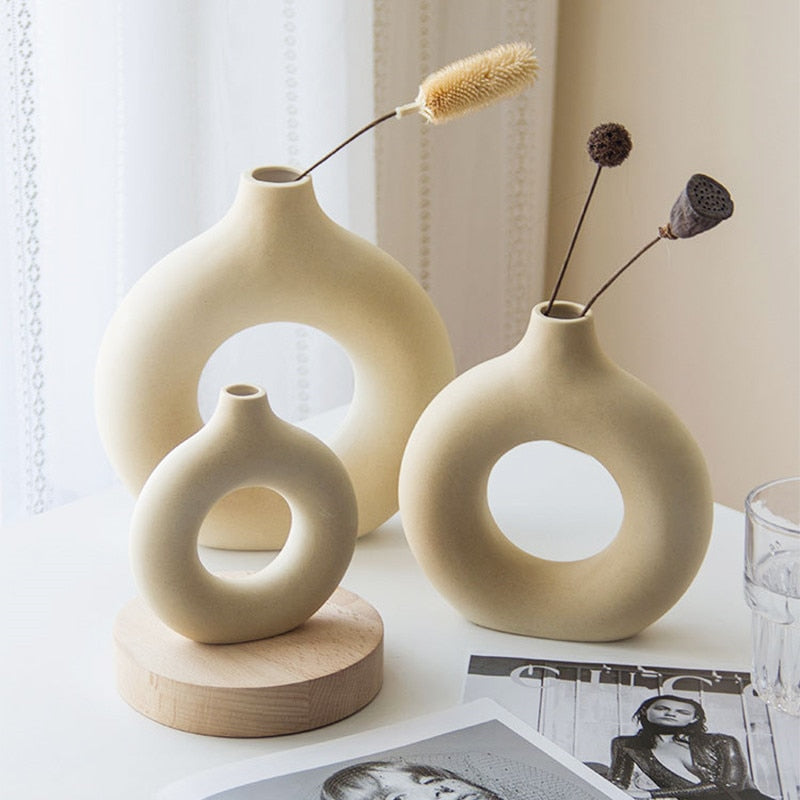 Ceramic Donut Shape Vase for Modern Home Decor