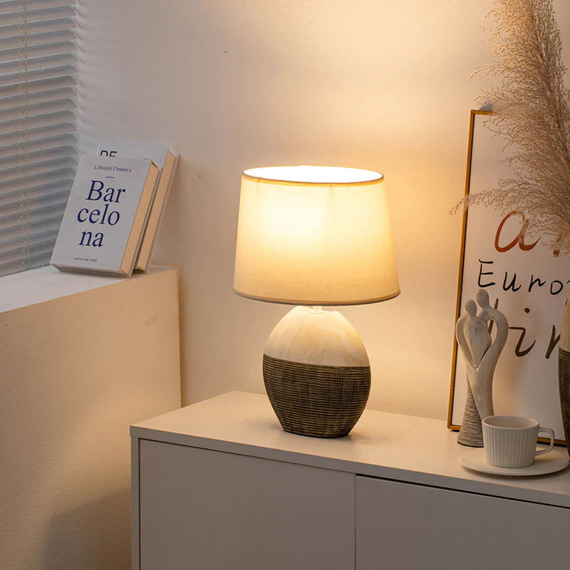 Contemporary Lampshade Table Lamp for Living Room and Bedroom