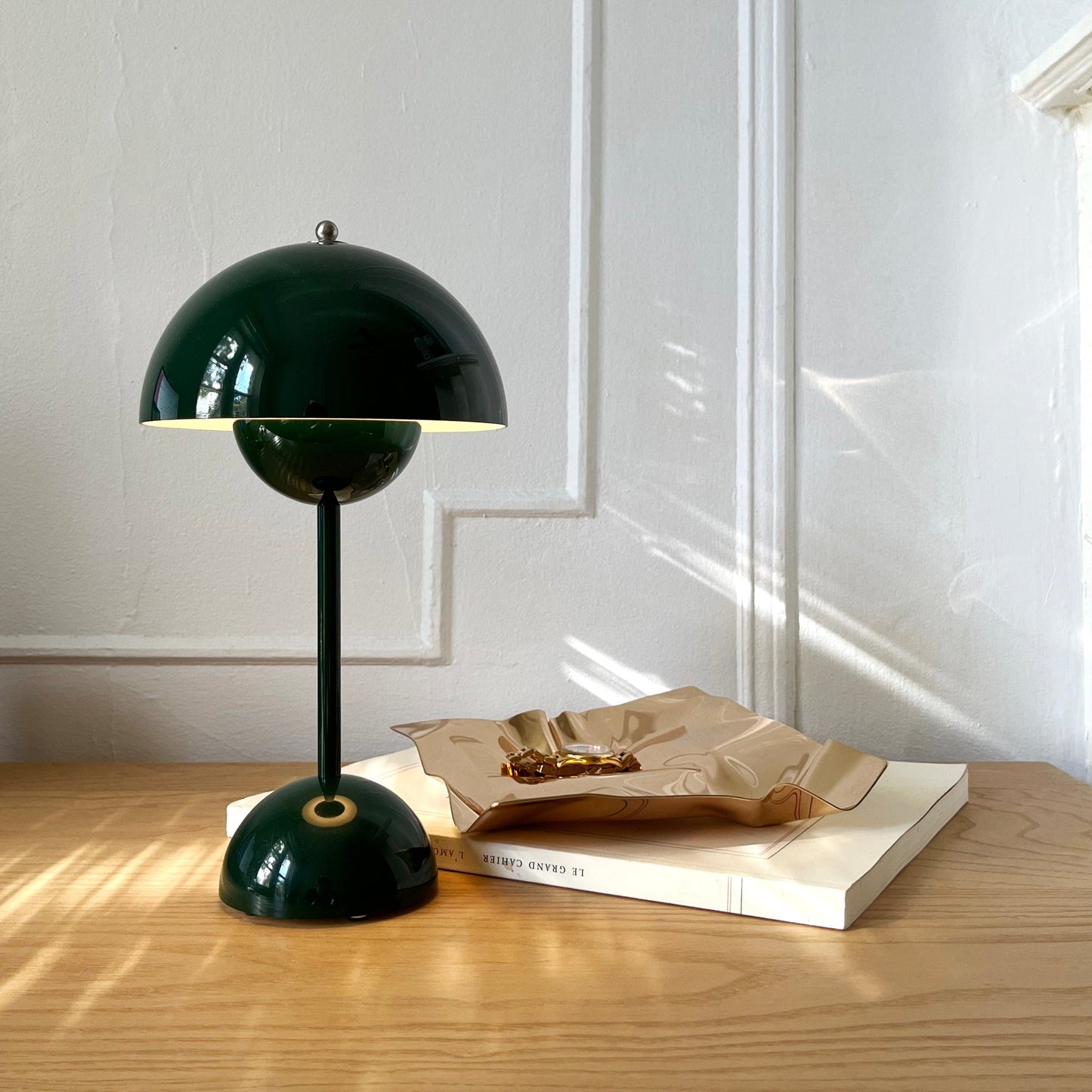 Cordless Flowerpot Table Lamp with Touch Sensor (Long Battery Life)