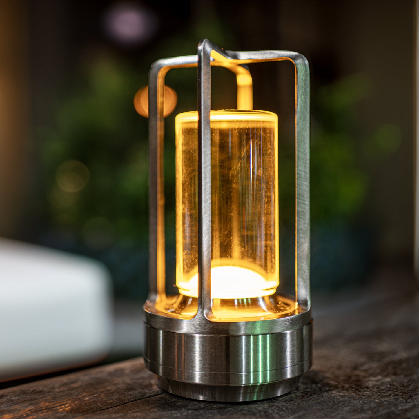 Crystal Lantern Table Lamp with Touch Sensor - Wireless LED Light