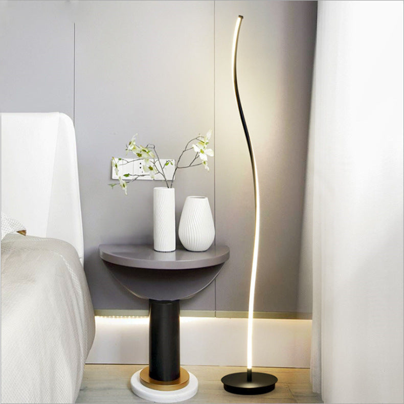 Floor Lamp with Remote Control and 3 Light Temperatures