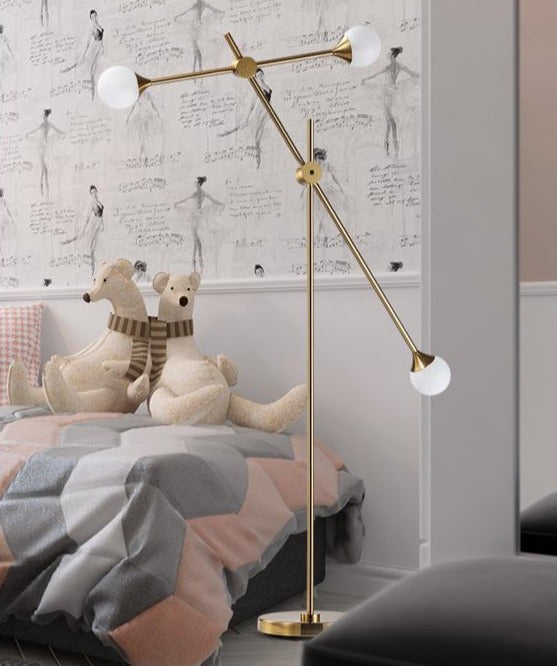 Floor Lamp with Rotative Adjustment and Plug-in Installation