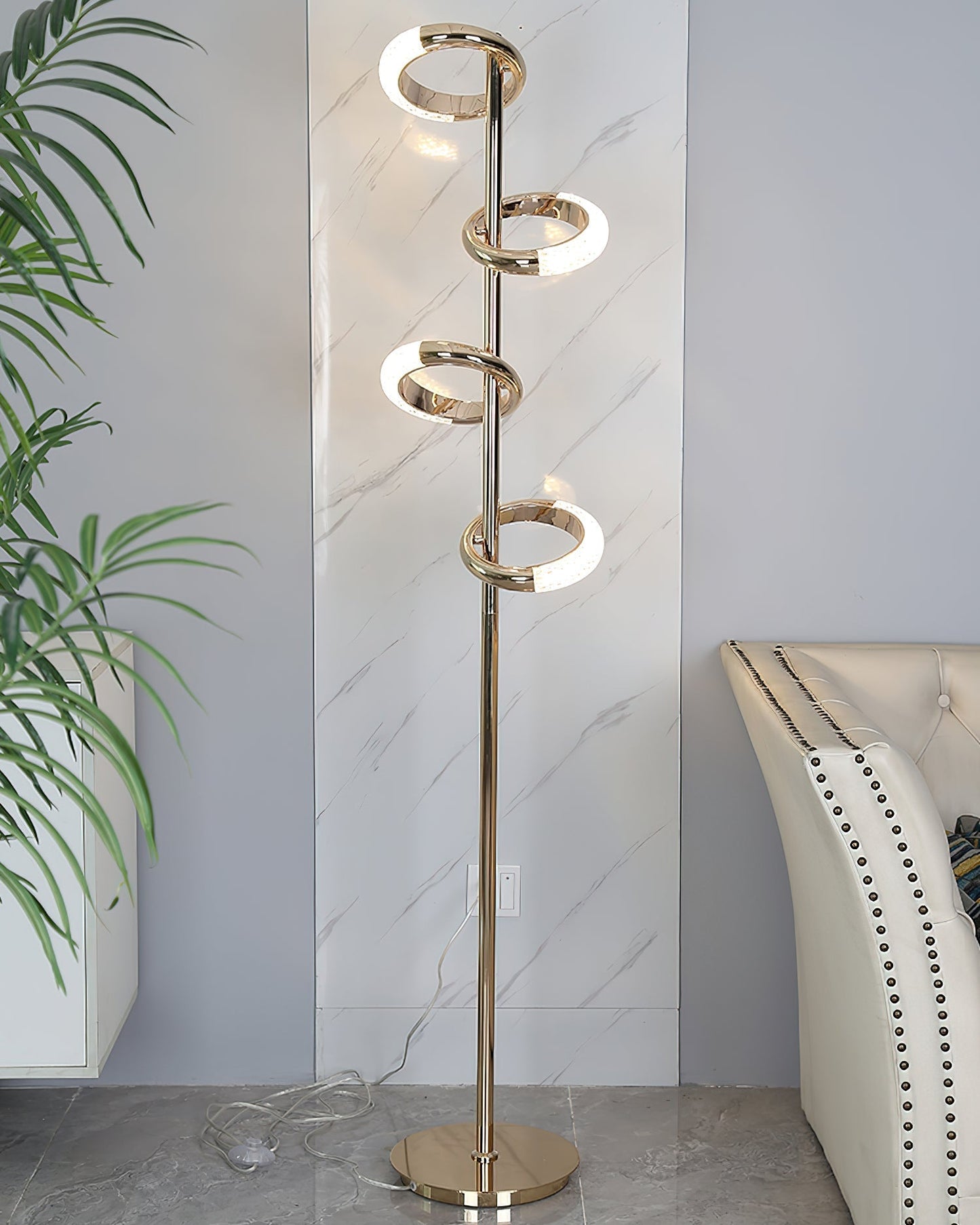 Gold Diamond-Patterned Adjustable Angles Floor Lamp