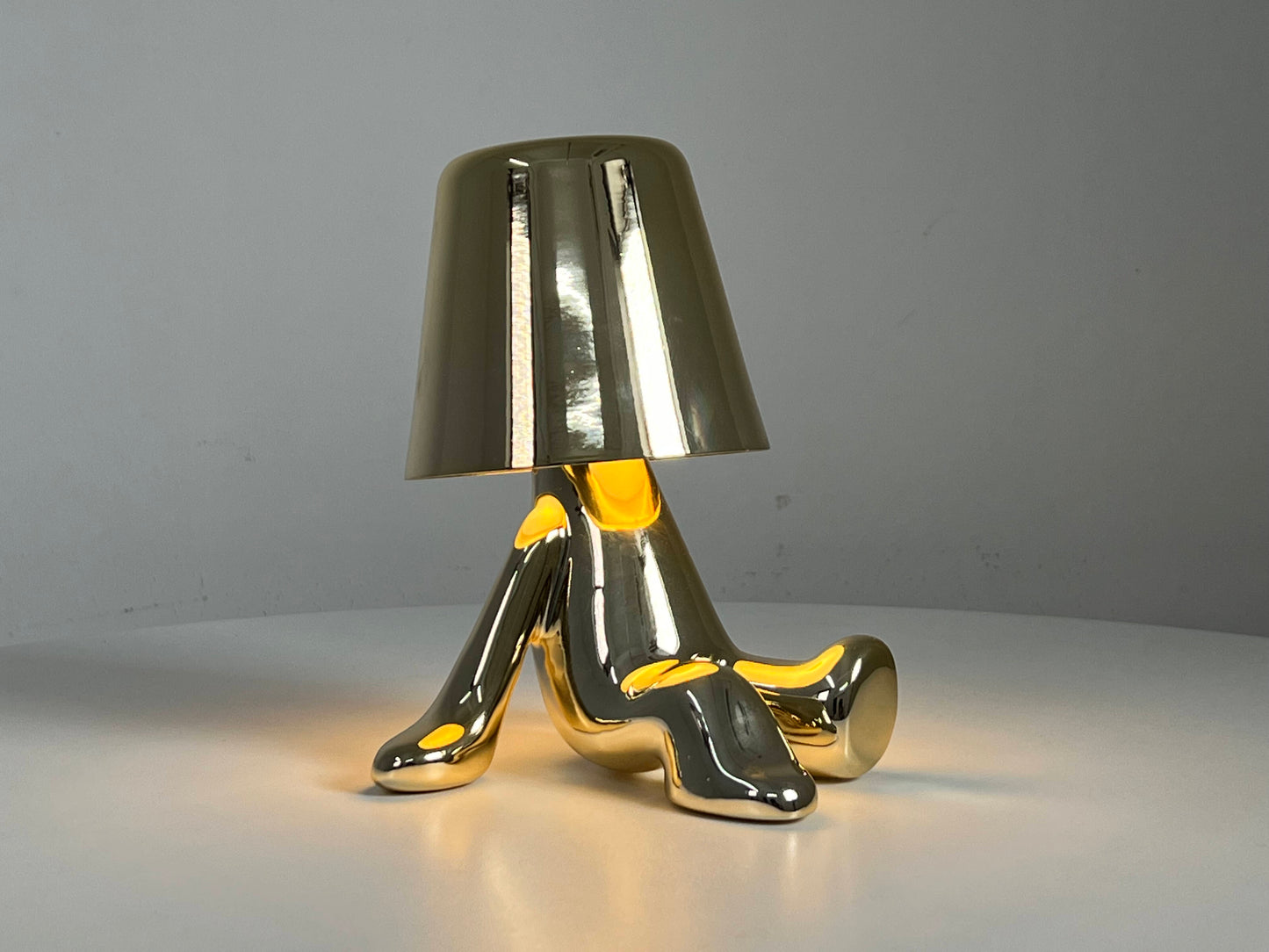 LED Table Lamp with Unique Design and High Quality