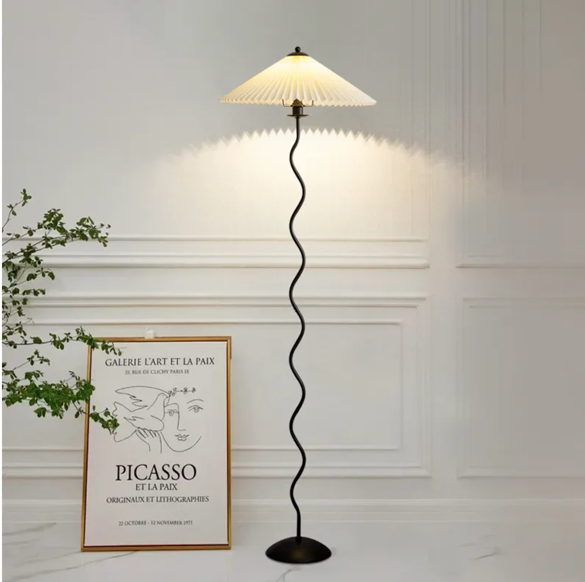Metal Textile Curved Pleated Floor Lamp