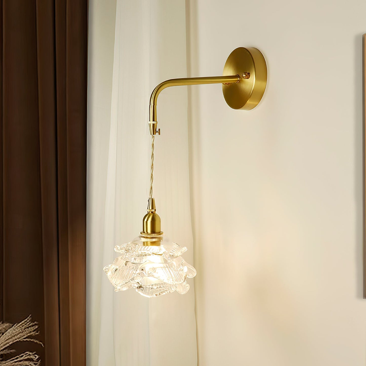Vintage Brass Wall Light with Rose Glass Shade - Elegant Wall Sconce