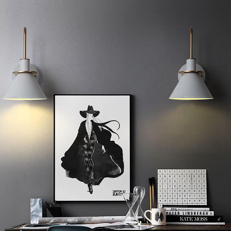 Wall Light Elegant Retro Design Matt Finish - Interior Lamp