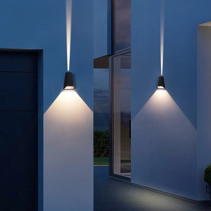 Waterproof Outdoor Pyramid LED Wall Sconce